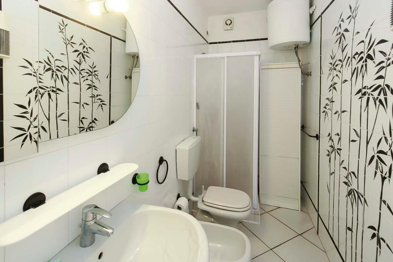 פורטו אזורו Appartamenti Residence Il Porto 13 E 16 מראה חיצוני תמונה