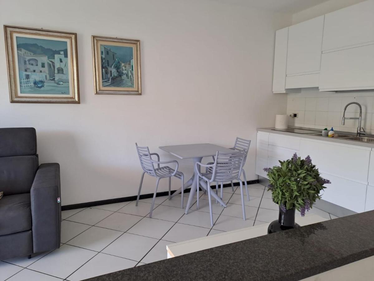פורטו אזורו Appartamenti Residence Il Porto 13 E 16 מראה חיצוני תמונה